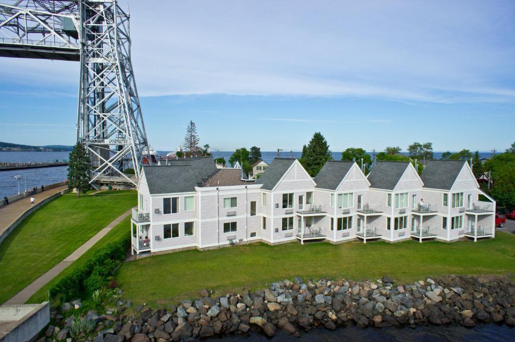 South Pier Inn Duluth Exterior photo
