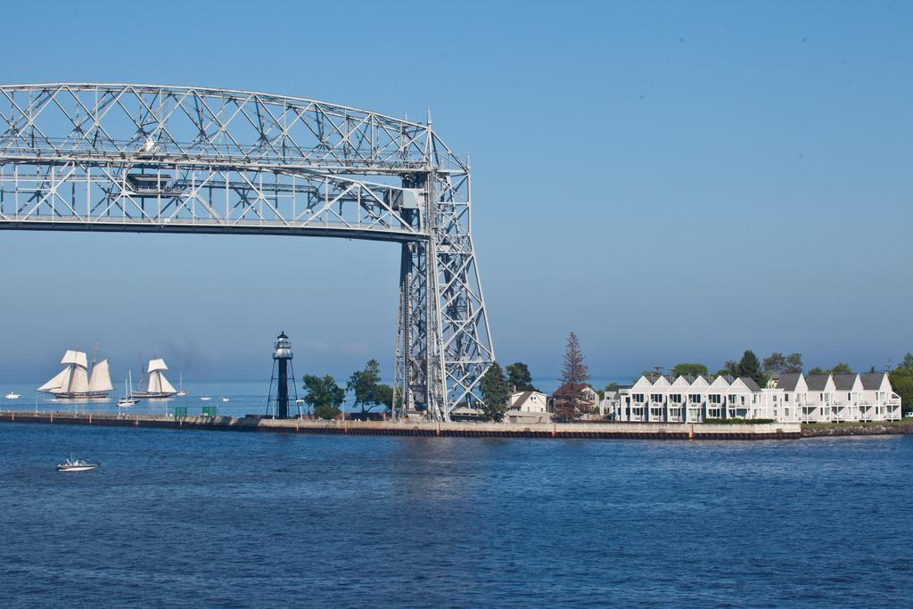 South Pier Inn Duluth Exterior photo
